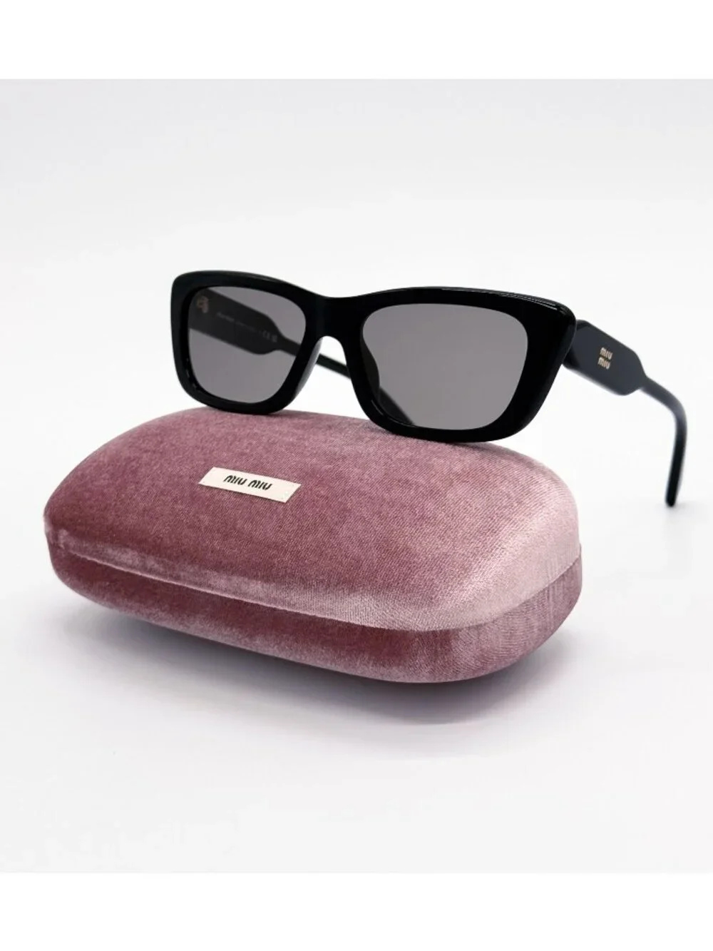 New Miu Miu MUB12S 16K80Q Black Cat Eye Sunglasses SMU B12